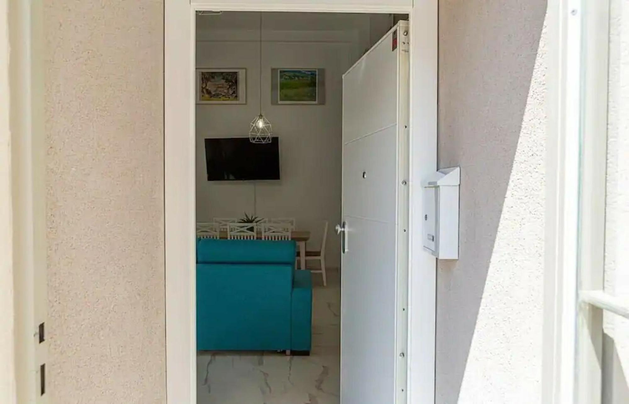 2Bedroom Duplex In Hortaleza Near Metro Madrid Exterior photo