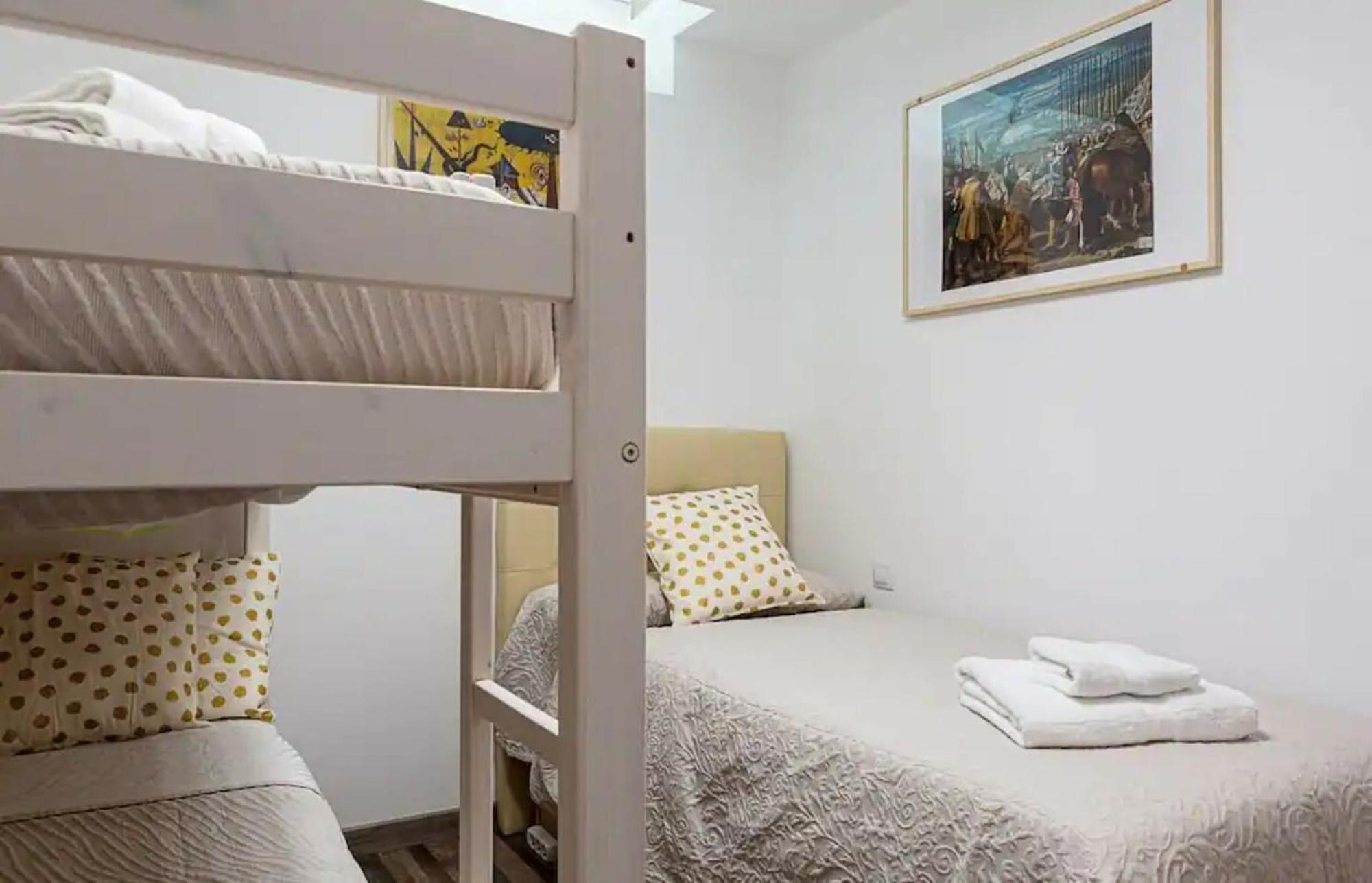 2Bedroom Duplex In Hortaleza Near Metro Madrid Exterior photo