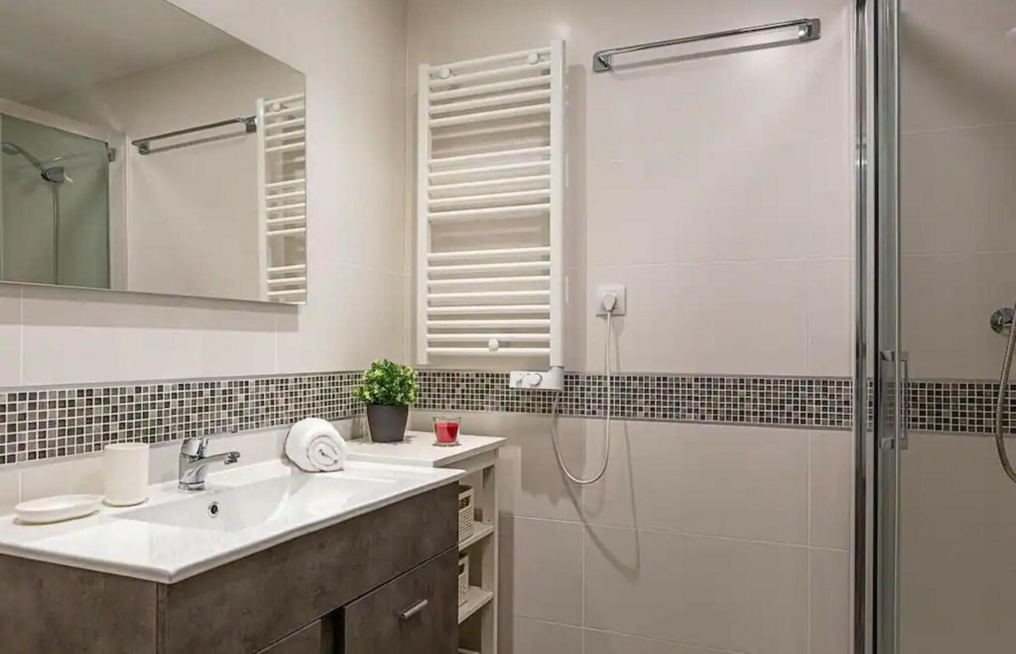 2Bedroom Duplex In Hortaleza Near Metro Madrid Exterior photo
